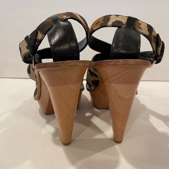 Christian Dior camouflage printed Strappy Sandals heels wooden platform 37.5 - Picture 7 of 13